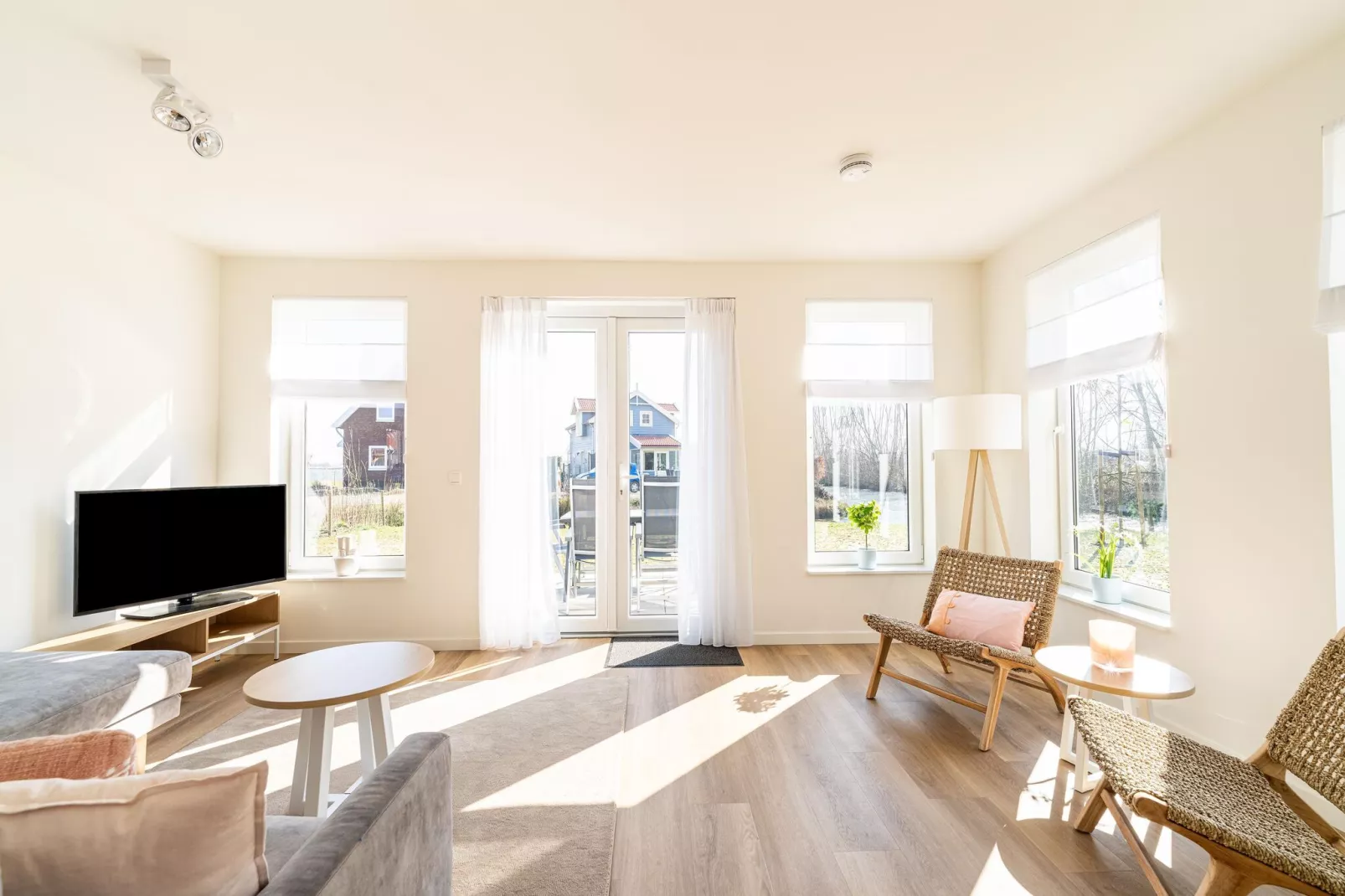 Strandloper 129-Living room