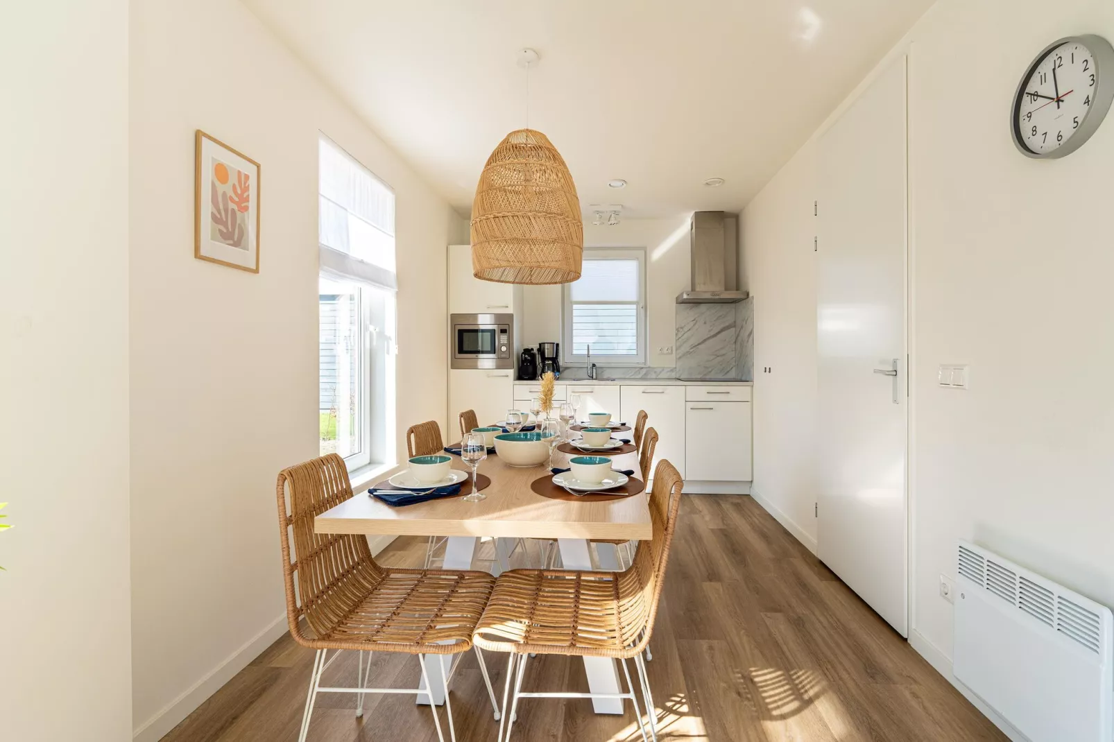 Strandloper 129-Dining room