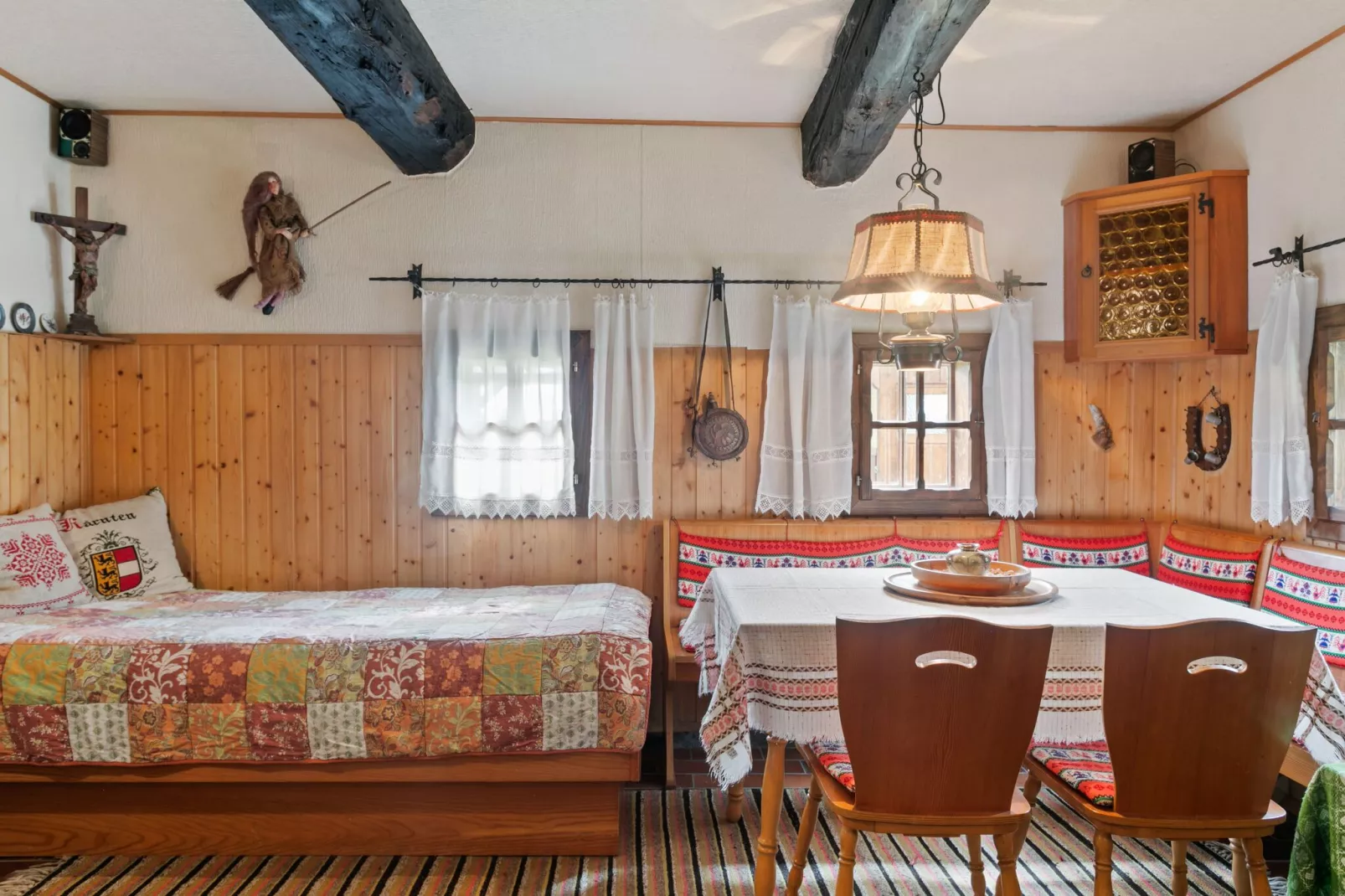 Haus Blocher-Living room
