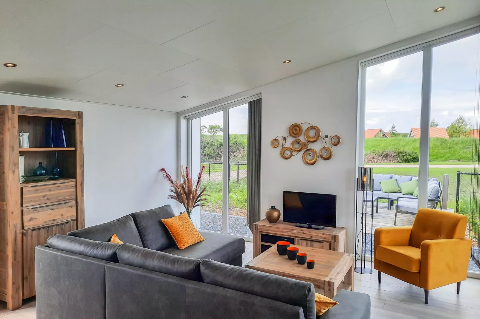 Water Resort Oosterschelde 83-Living room