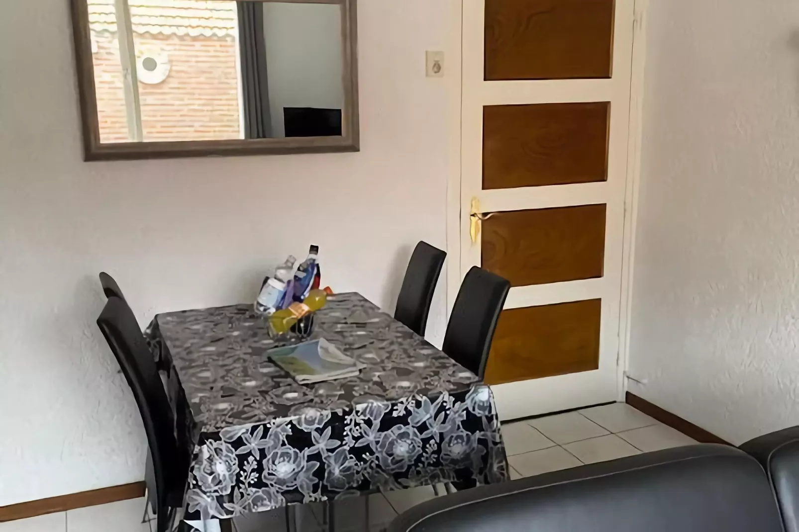 Honthem-Dining room