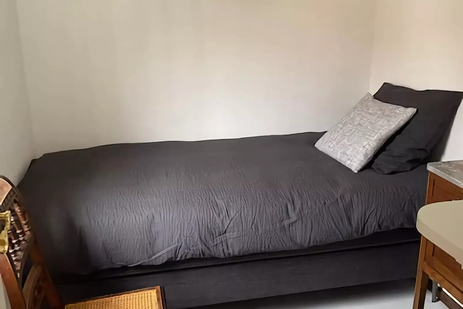 Honthem-Bedroom
