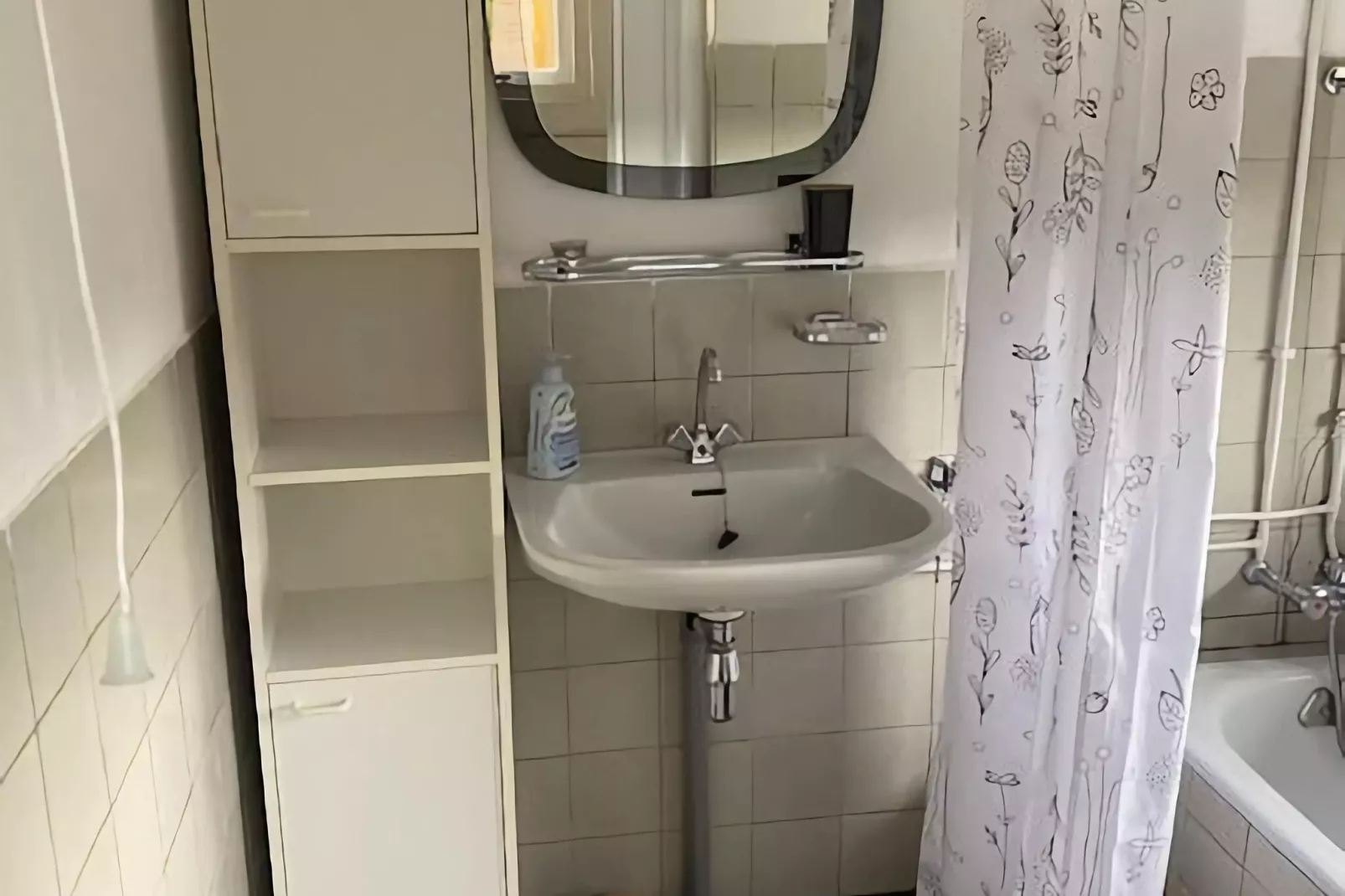 Honthem-Bathroom