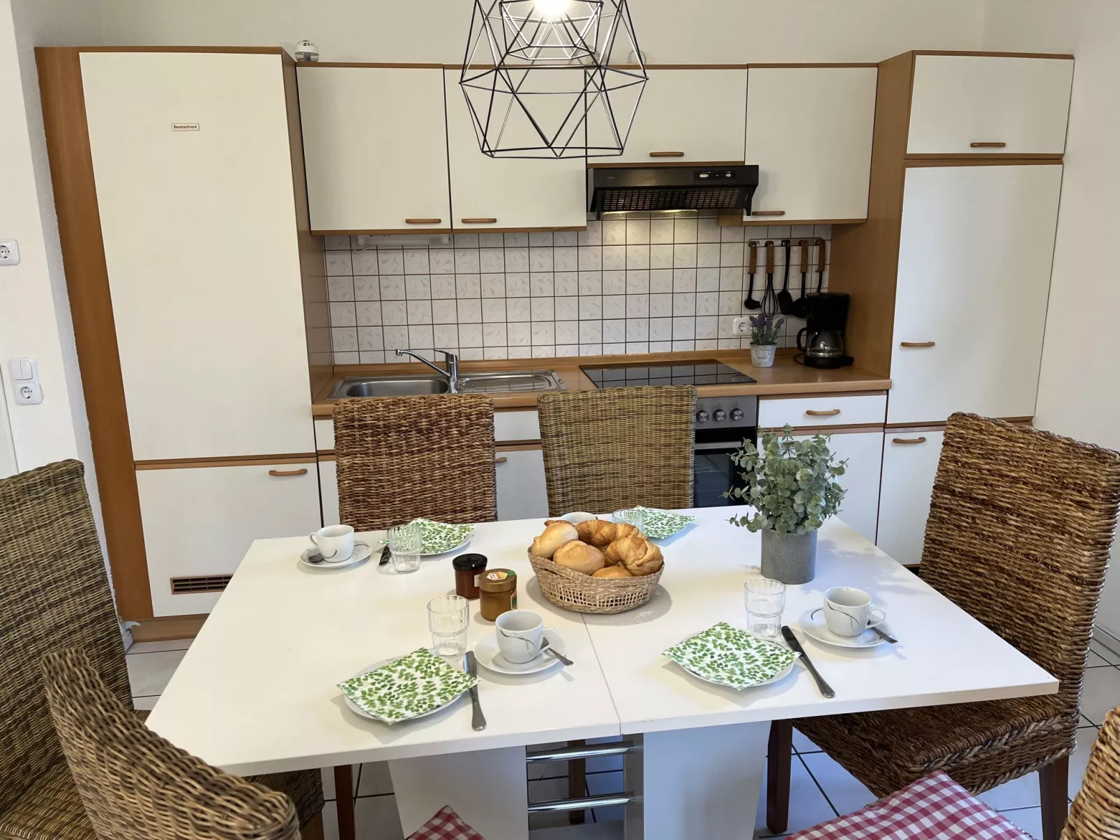Schwesterchen-Inside