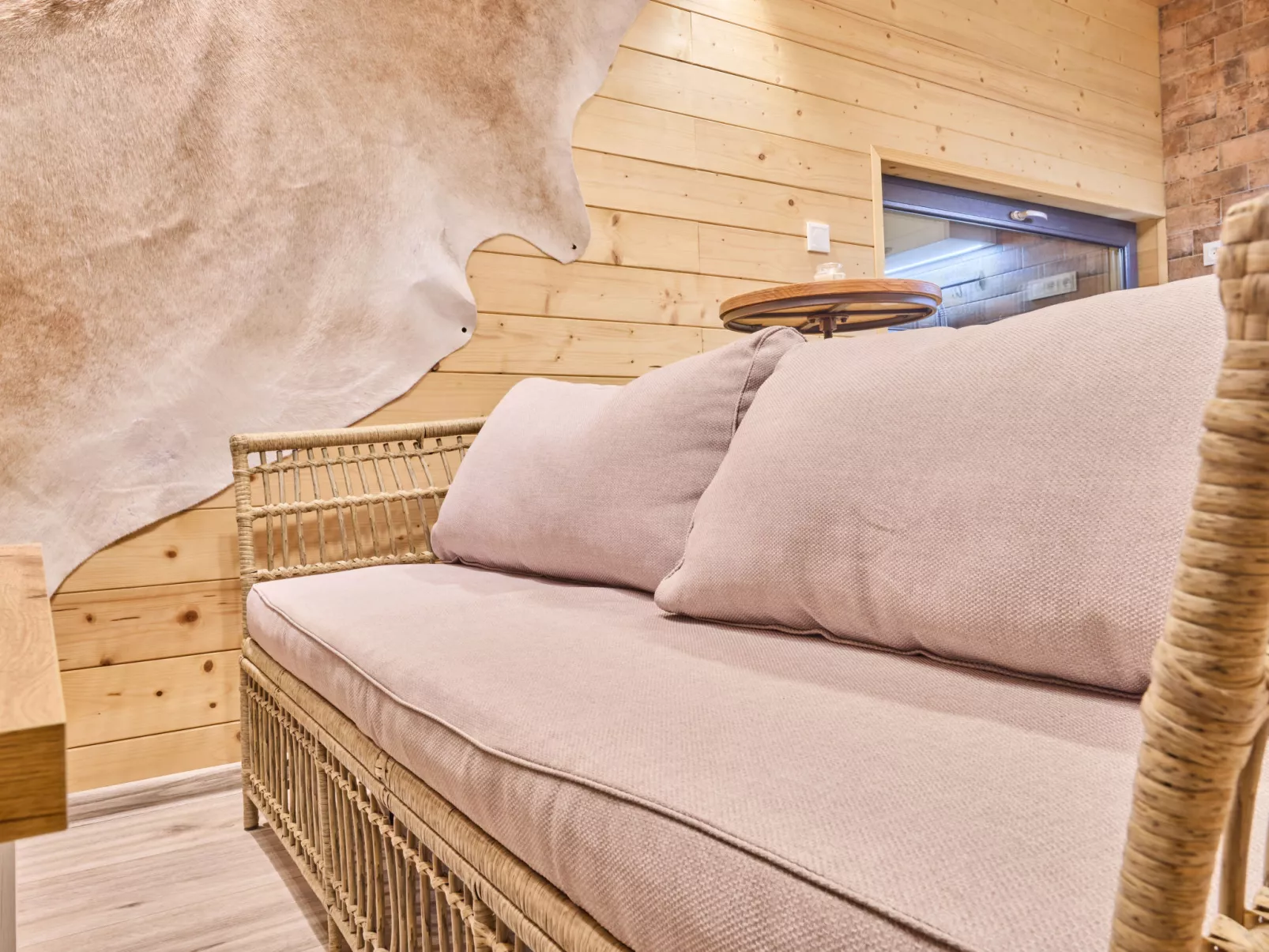 Luxe Timber Lodge & Yoga Loft-Inside