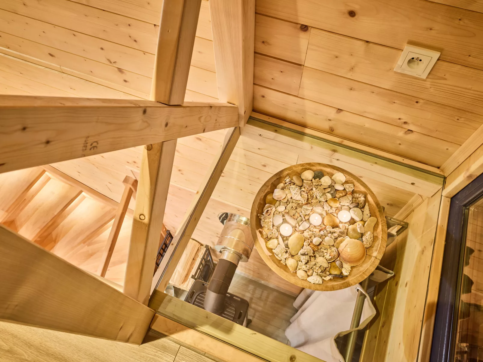 Luxe Timber Lodge & Yoga Loft-Inside