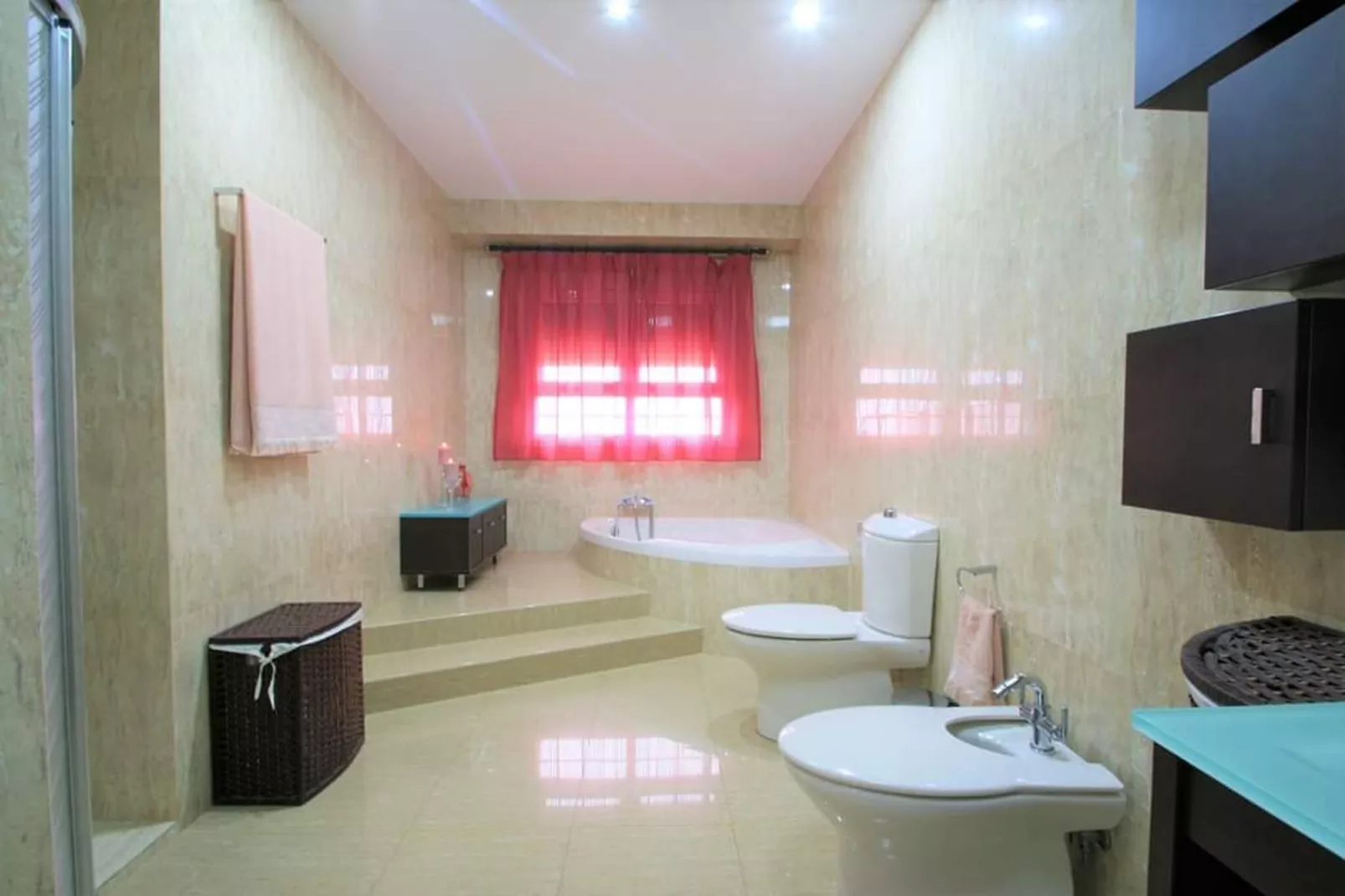 Villa Valerya-Bathroom