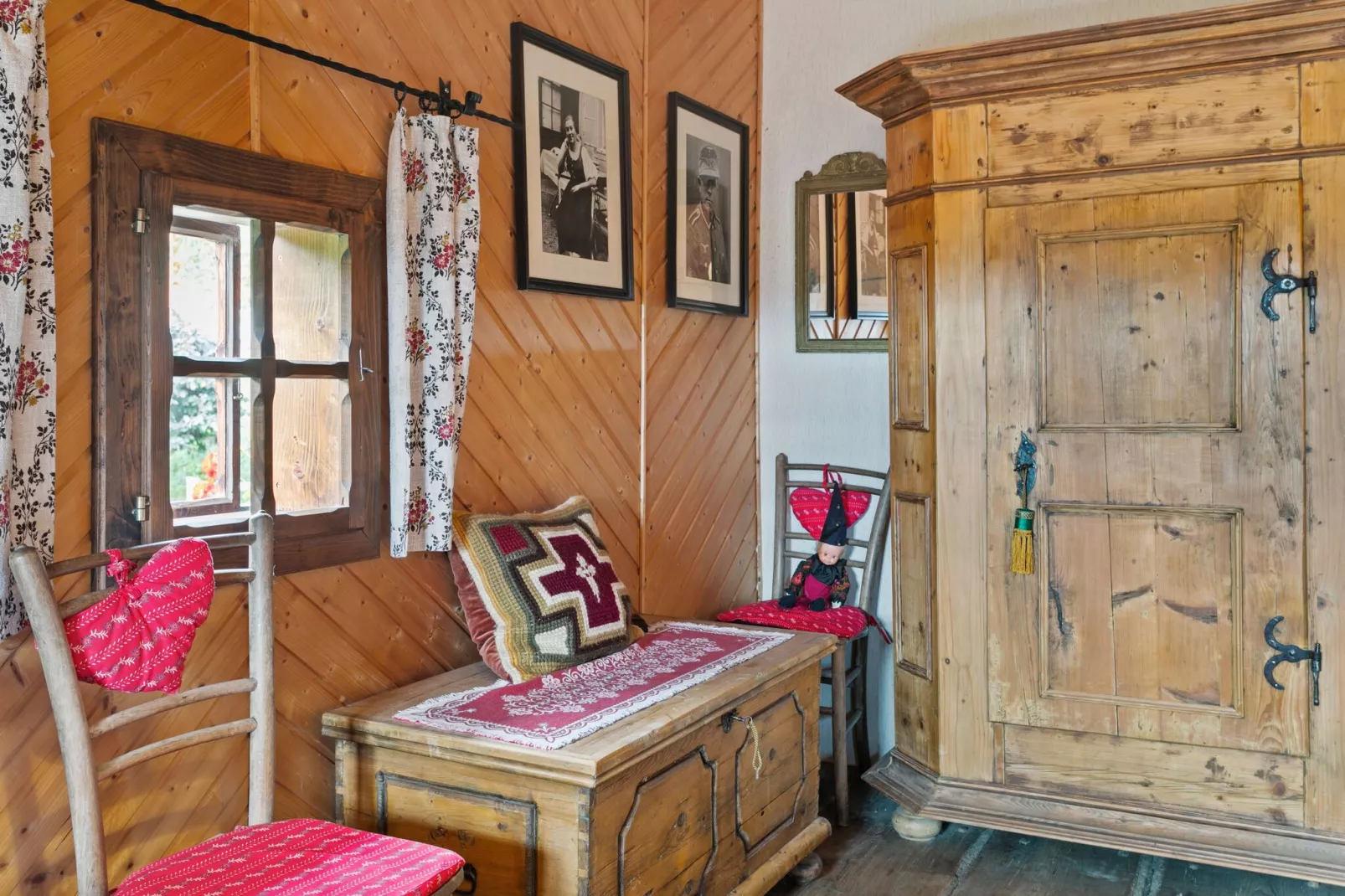 Haus Blocher-Bedroom