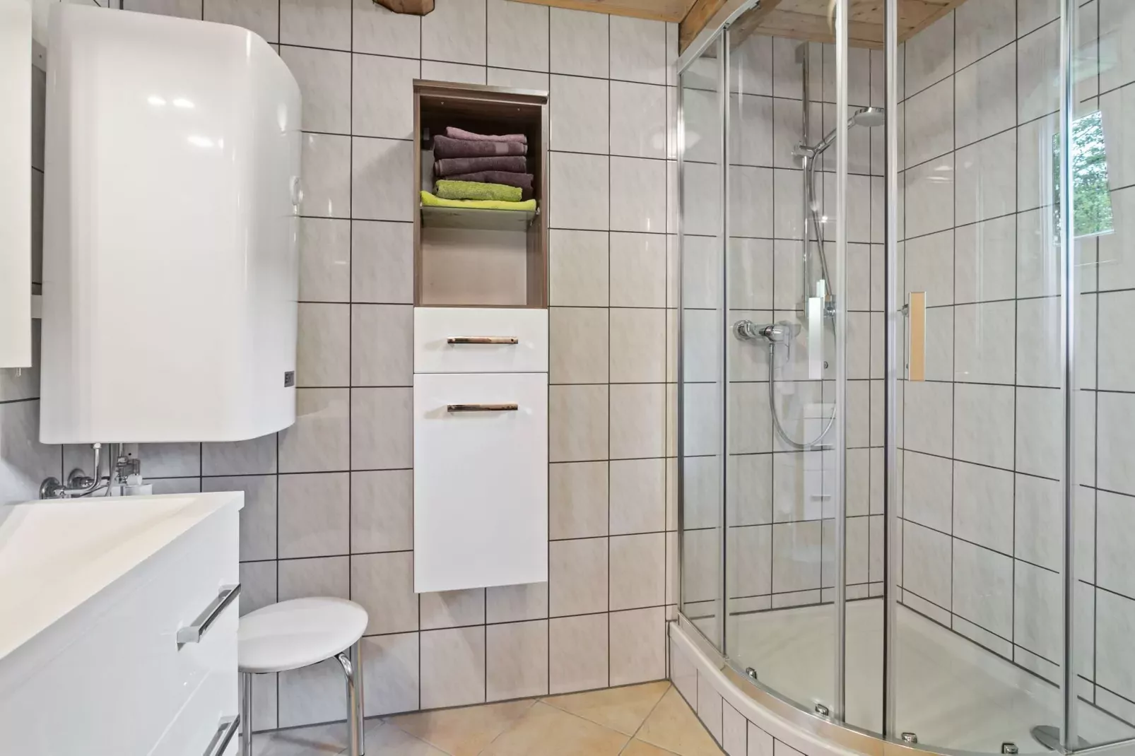 Haus Blocher-Bathroom