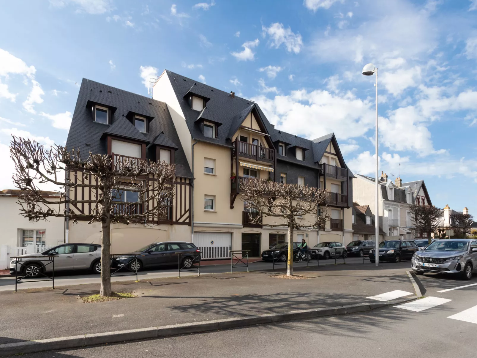 Le Carrousel des Sports-Draußen