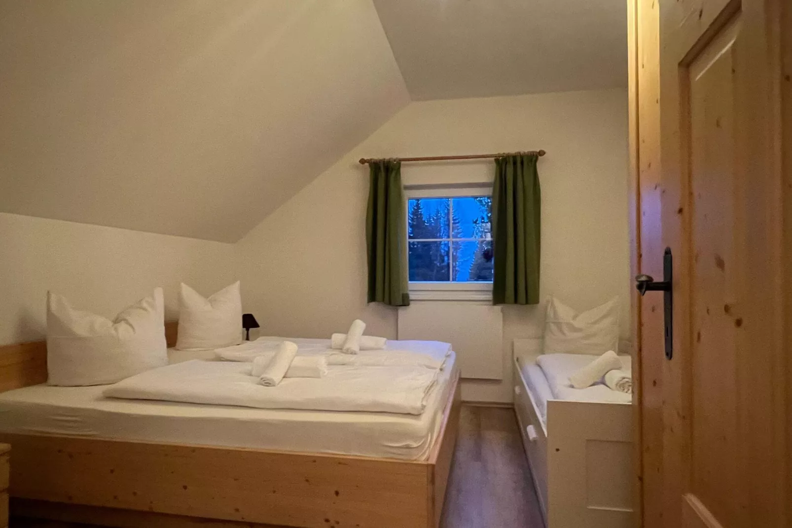 Chalet Ahorn Bad Kleinkirchheim-Bedroom