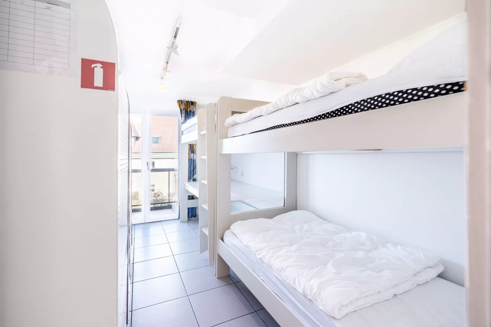 PLAZA X/X13-Bedroom