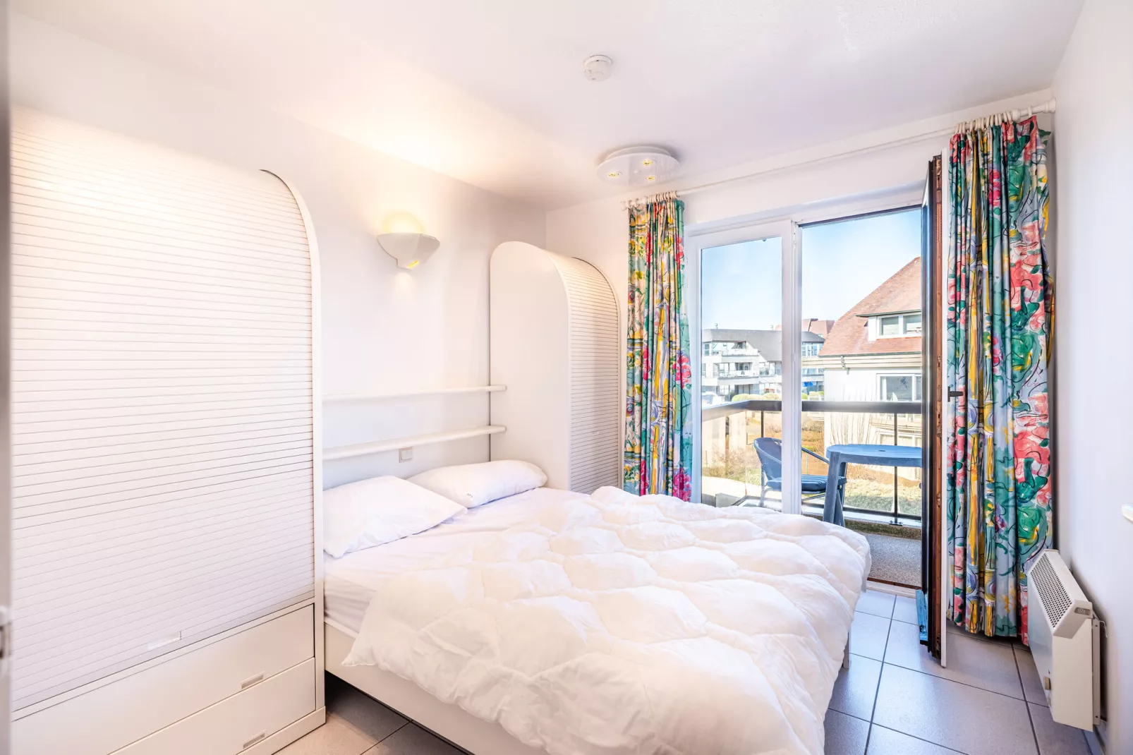 PLAZA X/X13-Bedroom