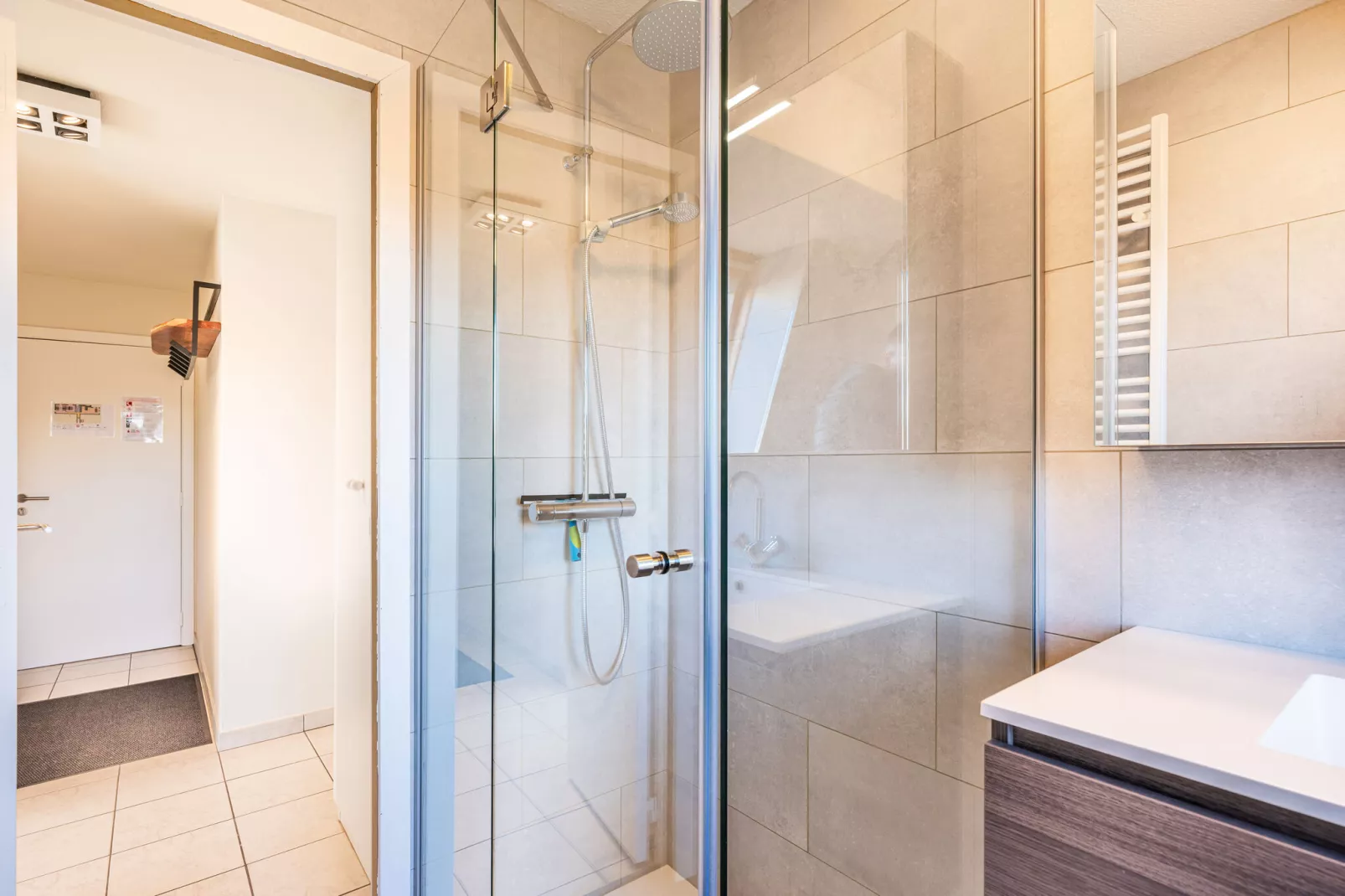 PLAZA Z/Z24-Bathroom