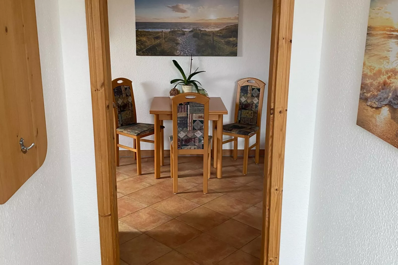 Ferienwohnung an der Ostsee in Pruchten naehe Kanalbrücke-Dining room