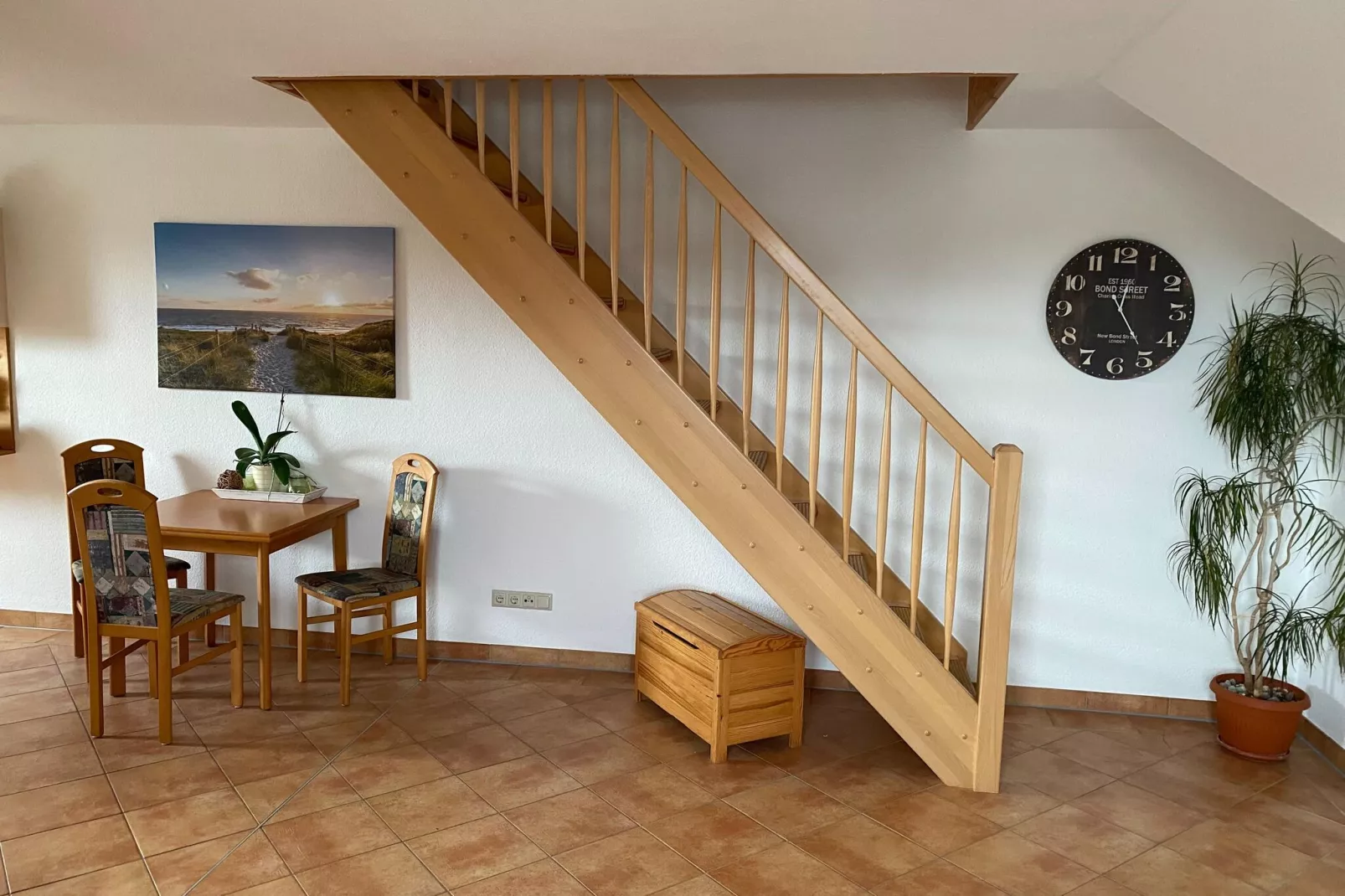 Ferienwohnung an der Ostsee in Pruchten naehe Kanalbrücke-Dining room