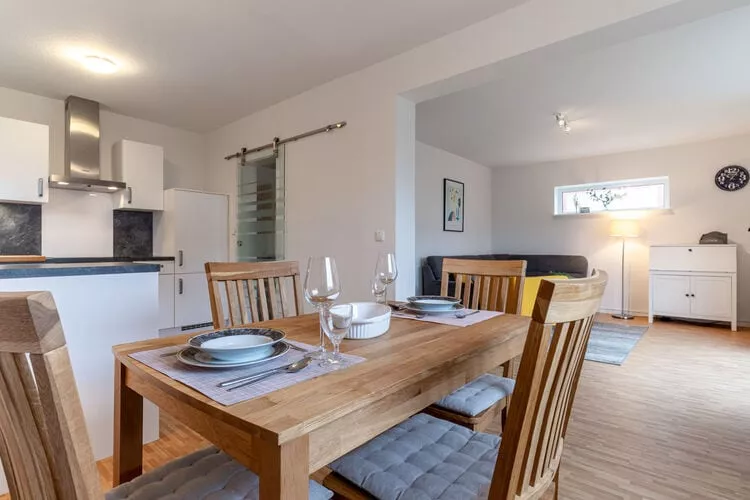 Strand-Grasnelke-Dining room