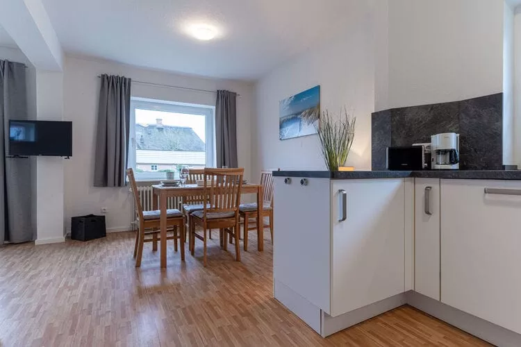 Strand-Grasnelke-Kitchen