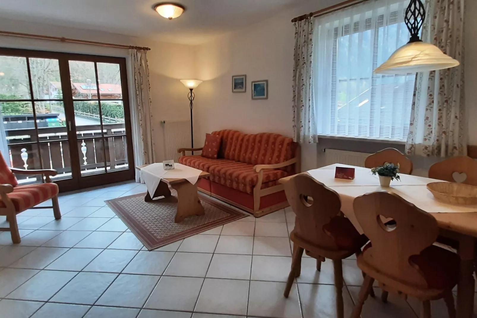 Schöne Unterkunft in den Alpen bei Bayrischzell-Living room