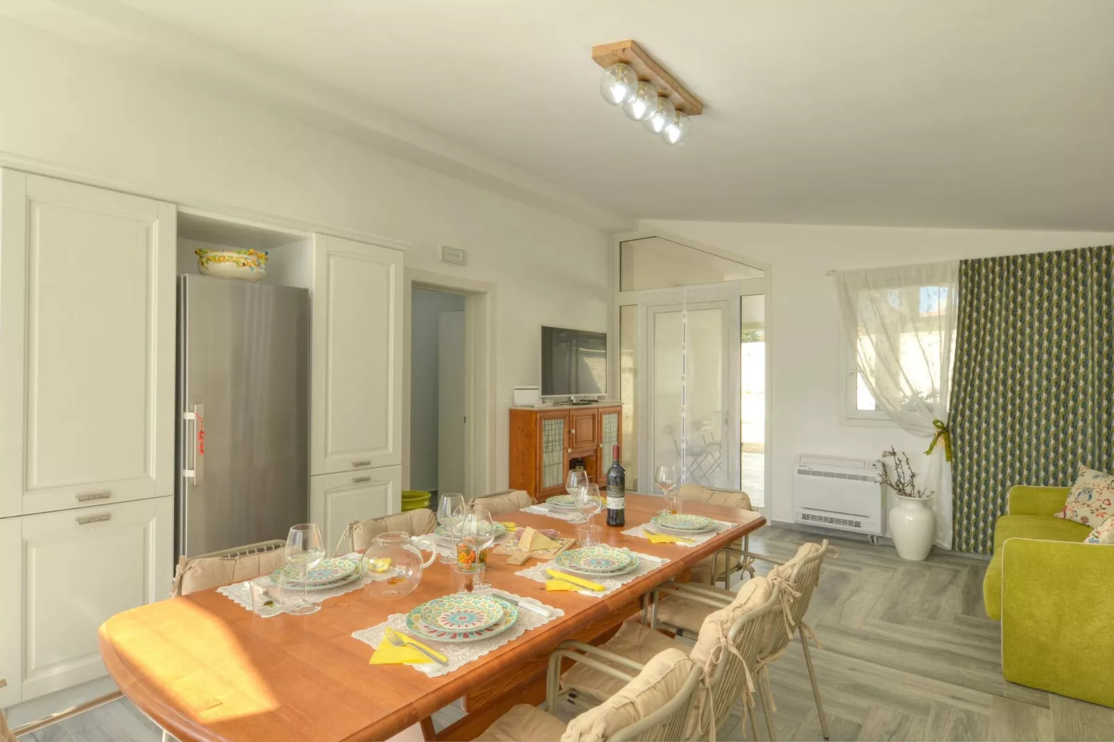 Villa Principe Flo mit Privatpool-Salle à manger