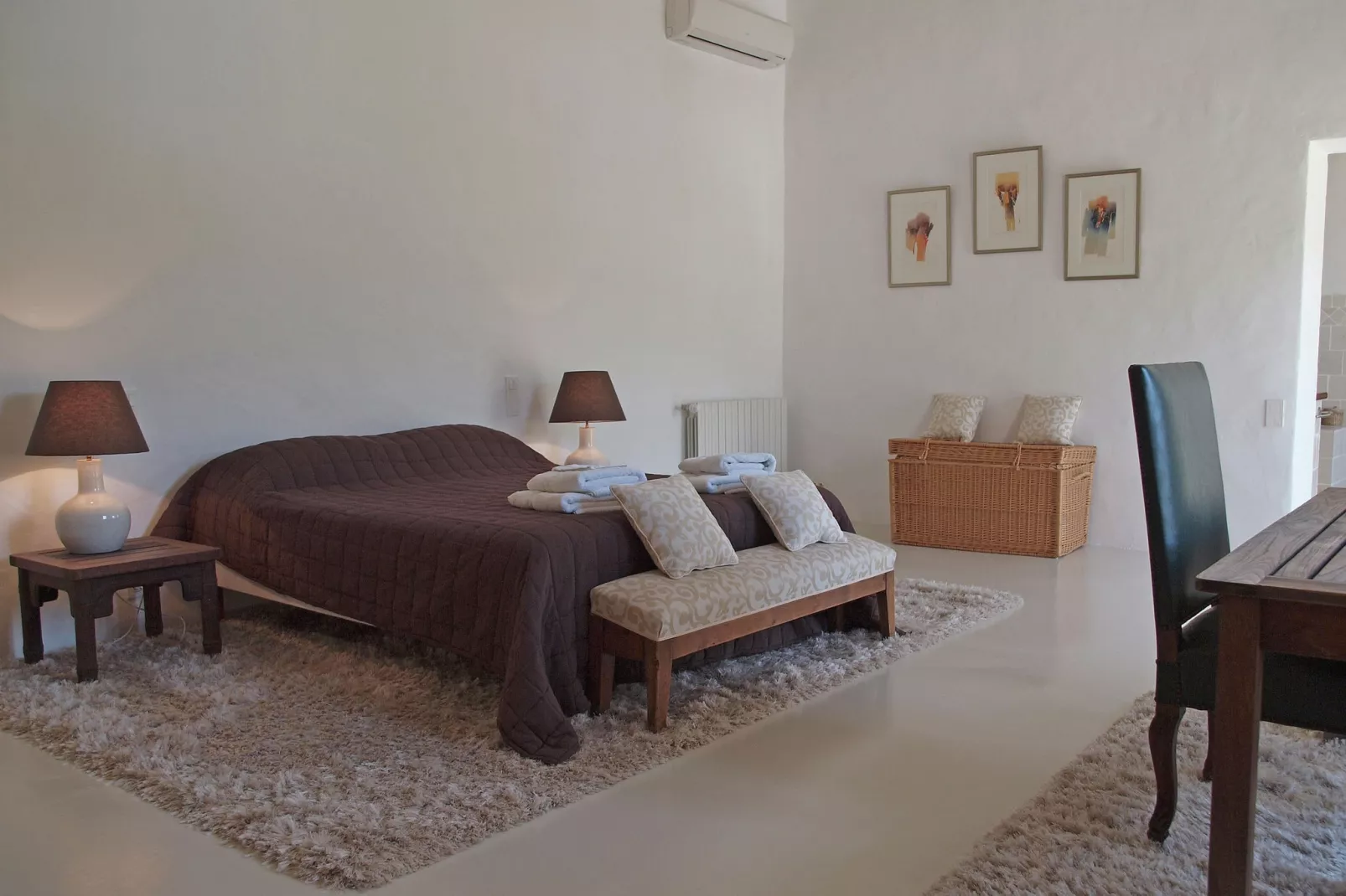 Mas Opideum-Bedroom