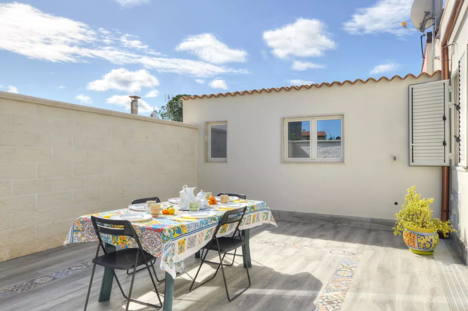 Villa Principe Flo mit Privatpool-Balcon-terrasse