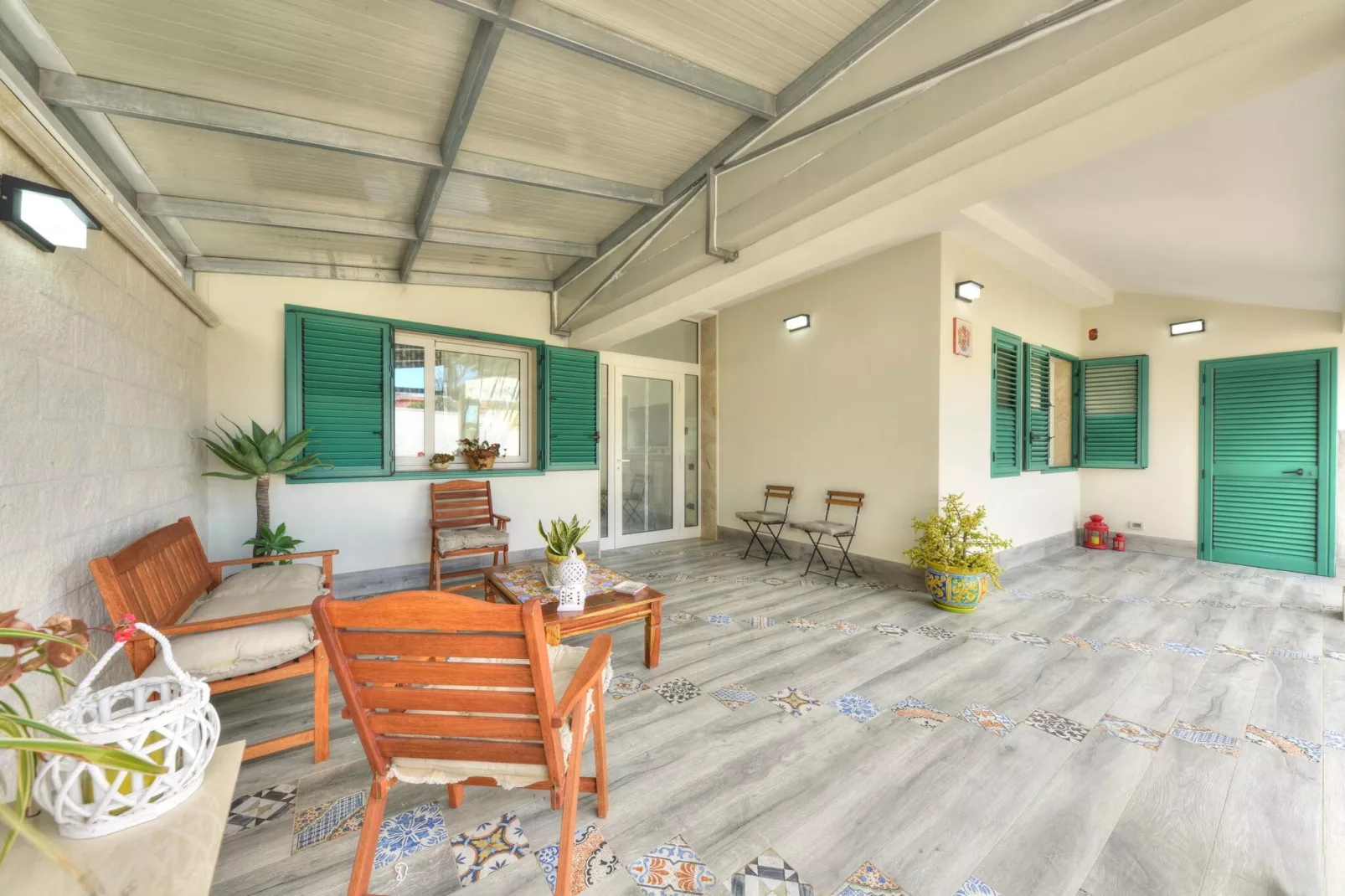Villa Principe Flo mit Privatpool-Balcon-terrasse