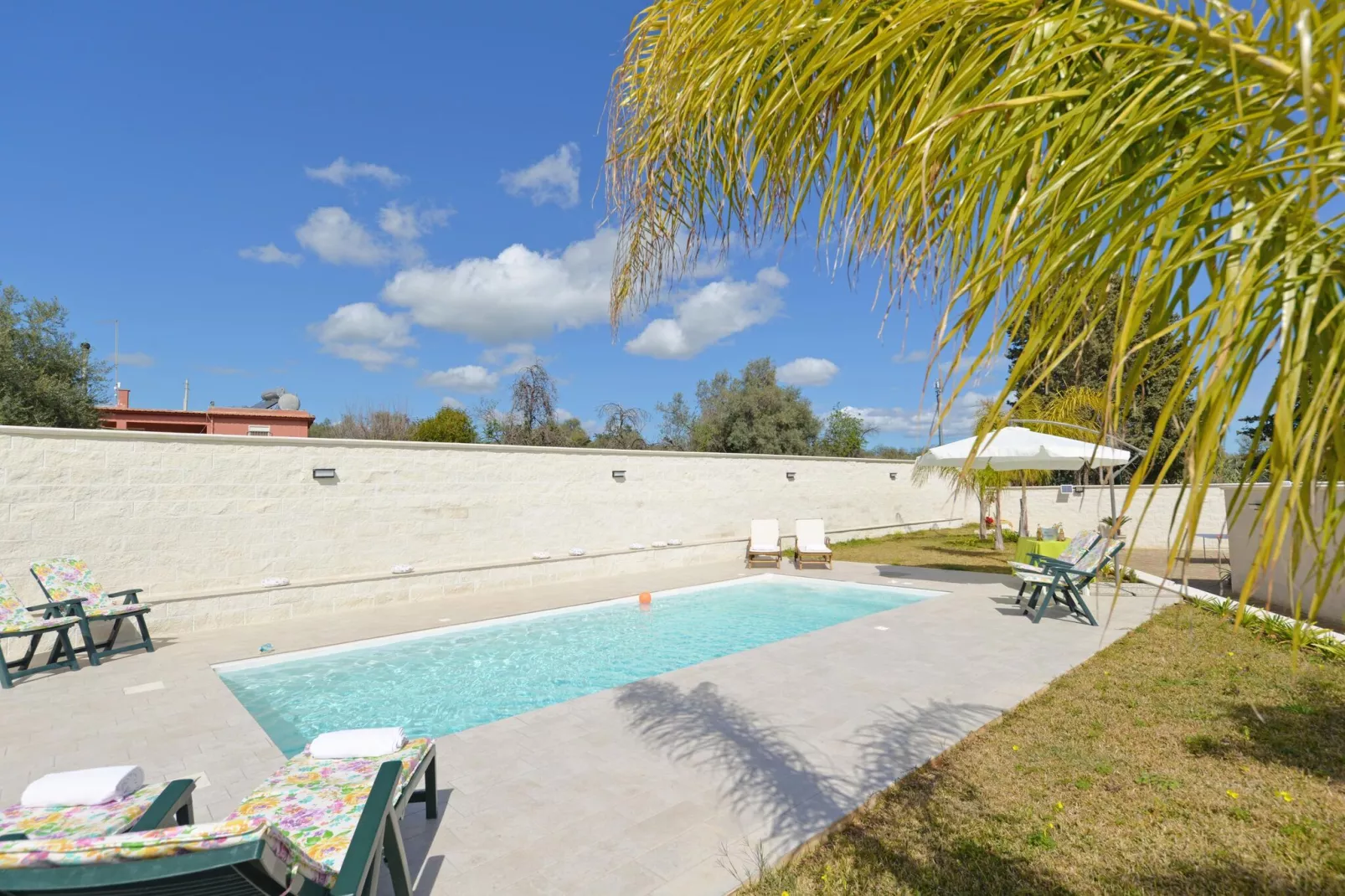 Villa Principe Flo mit Privatpool-Piscine
