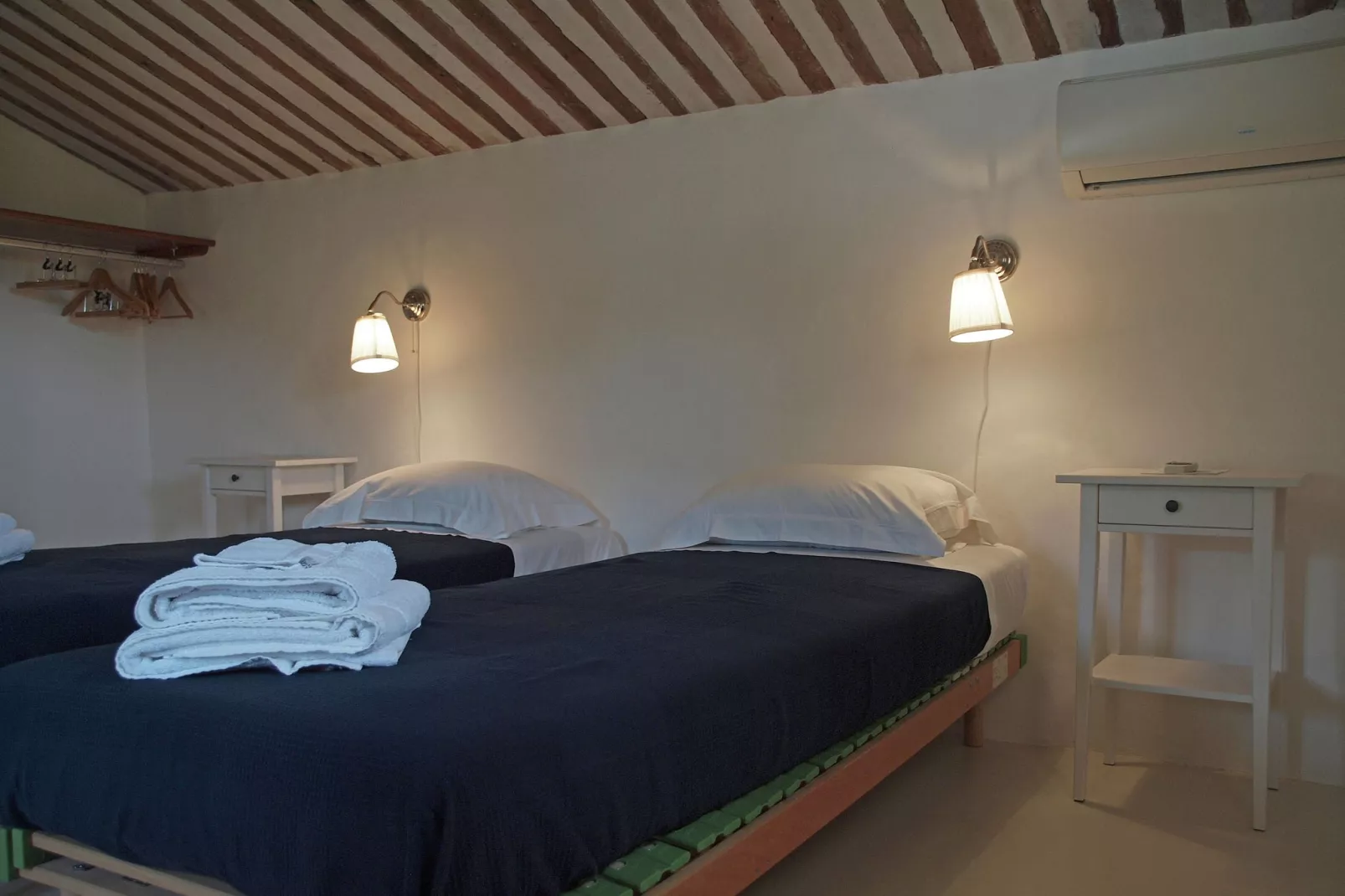 Mas Opideum-Bedroom