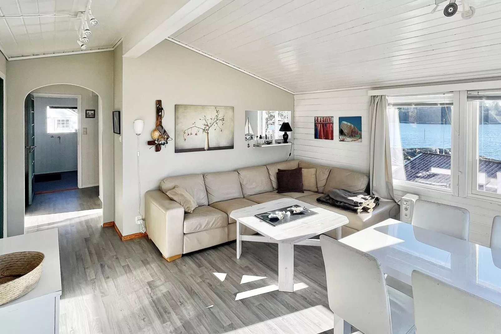 6 person holiday home in Dalsøyra-By Traum-Indoor