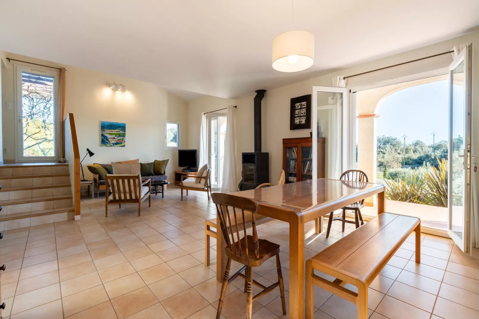La Chouette de Minerve-Dining room