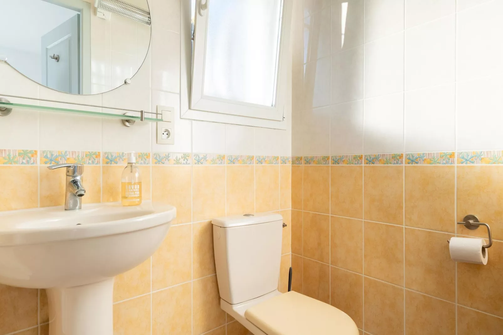 La Chouette de Minerve-Bathroom