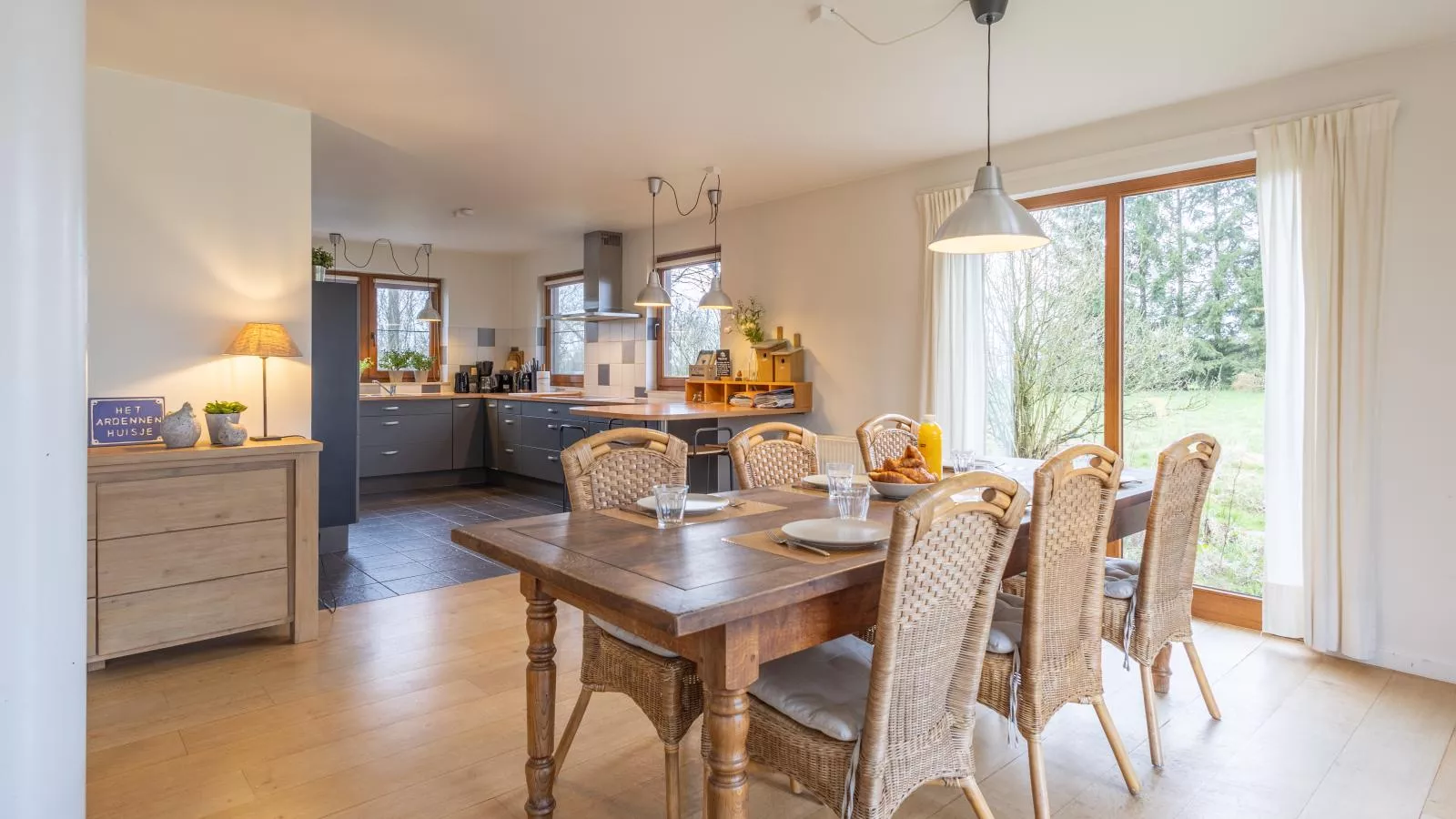 Vakantiehuis Wilogne-Dining room
