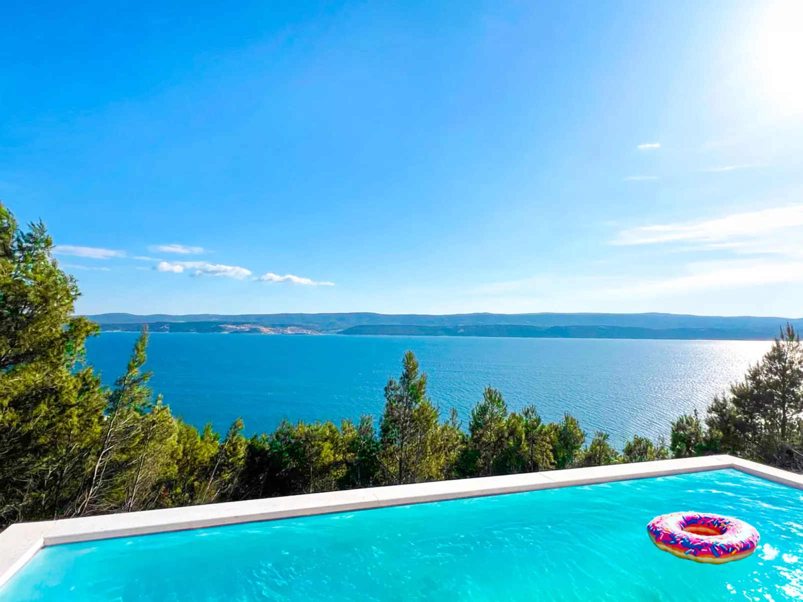 Luxury Apartman Mir-Outside
