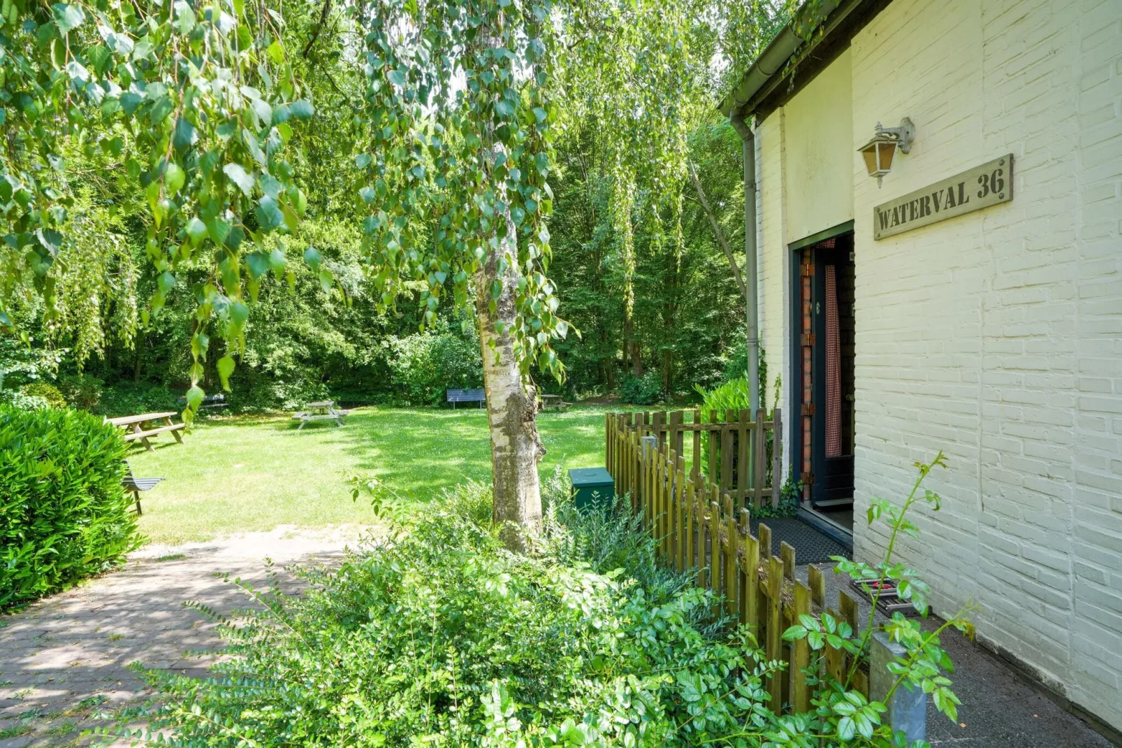 Waterval 8P-Gardens summer