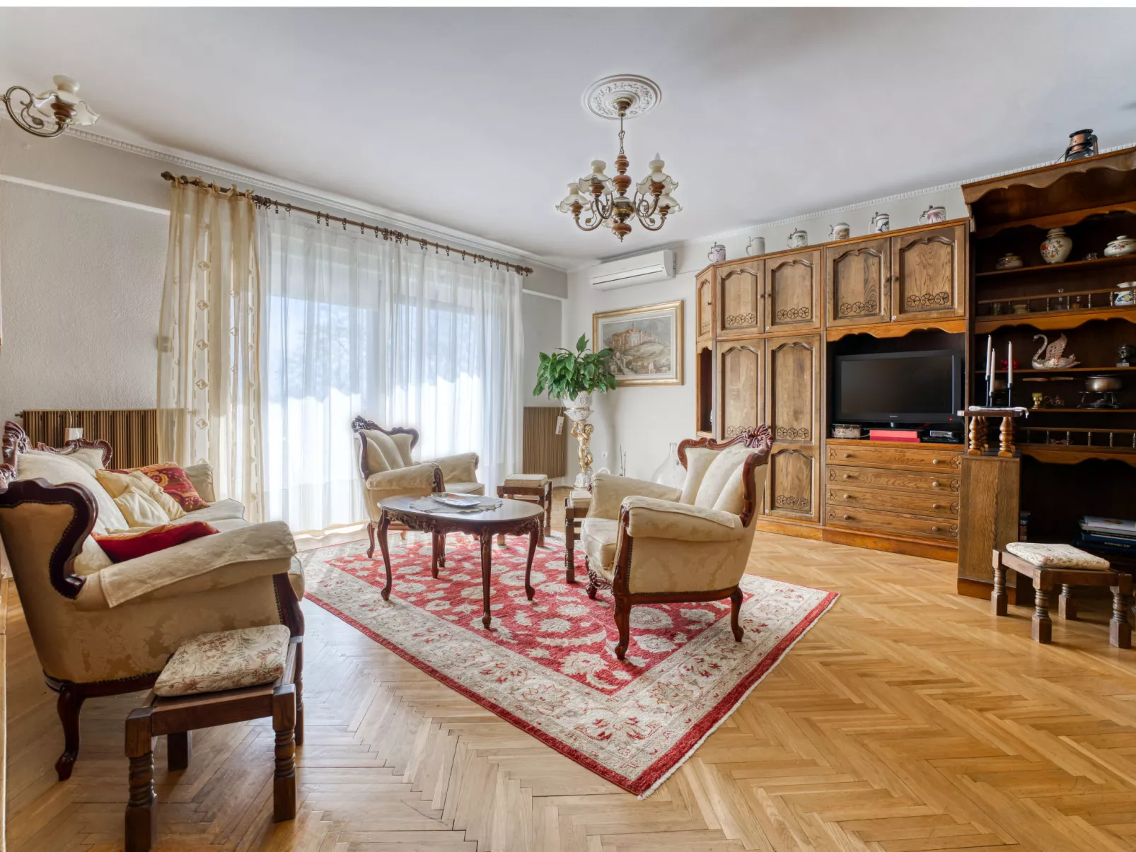 Villa Valy-Inside