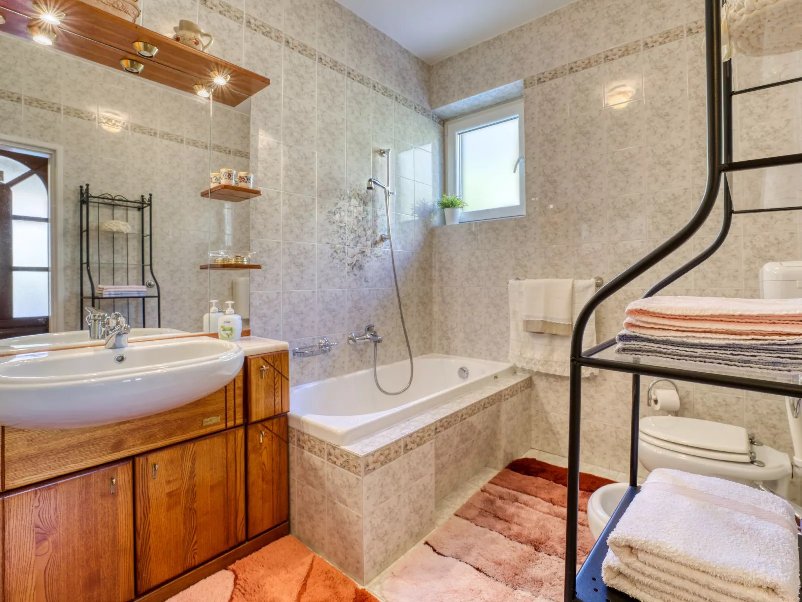 Villa Valy-Inside