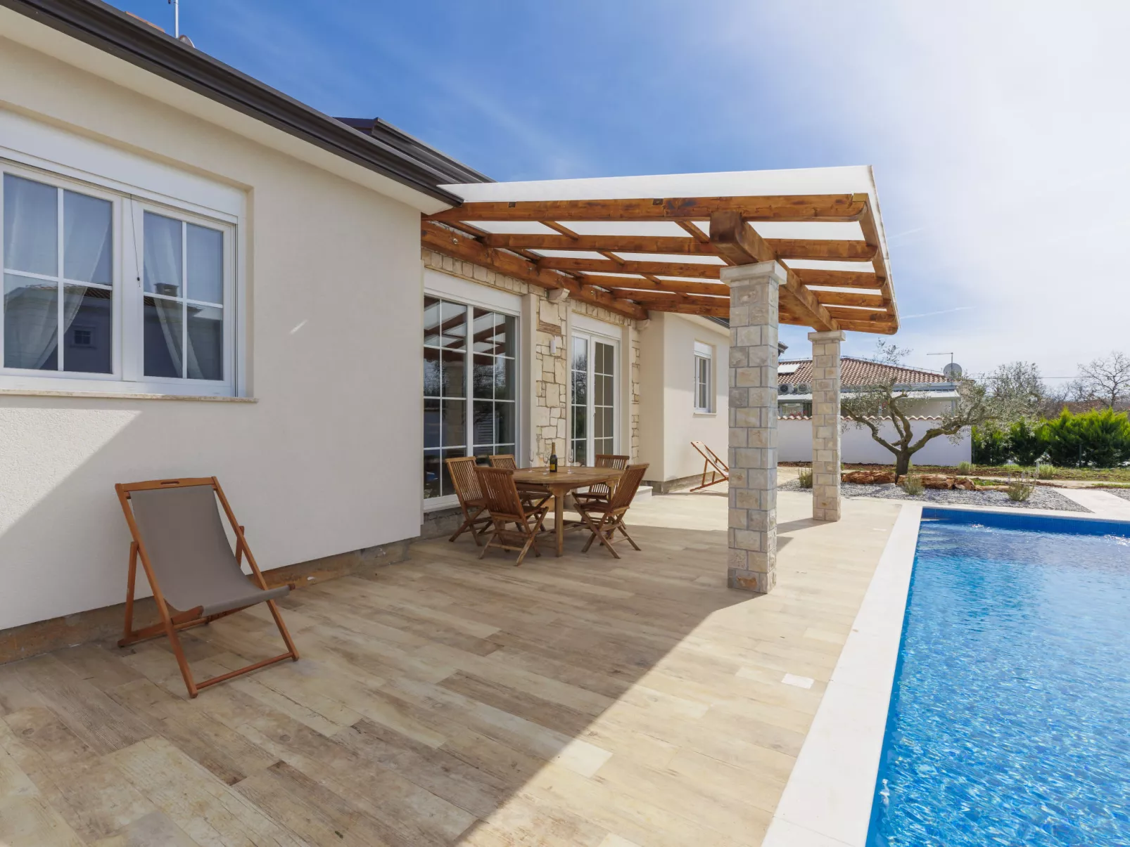 Mediterana Loft-Outside