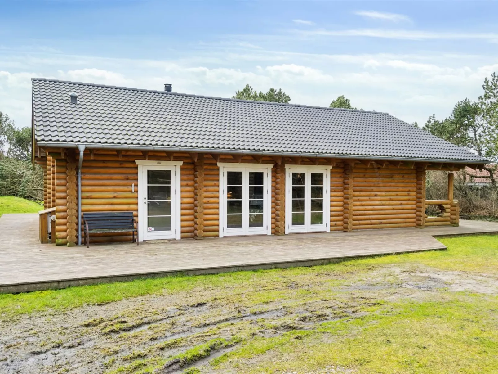 "Luzy" - 1km from the sea-Outside