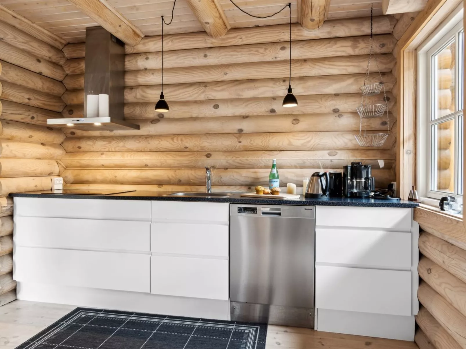 "Luzy" - 1km from the sea-Inside
