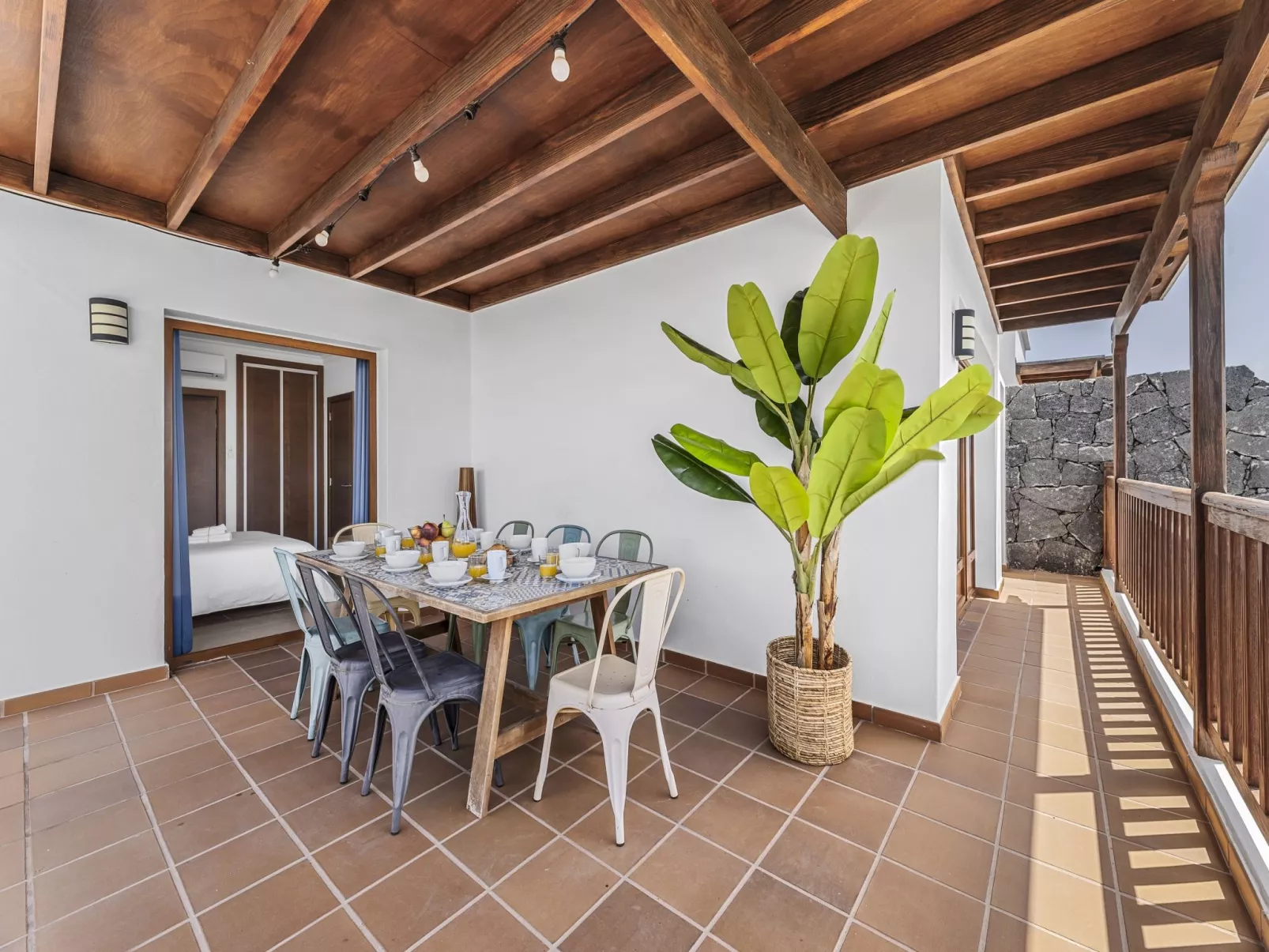 Villa Rosa-Outside