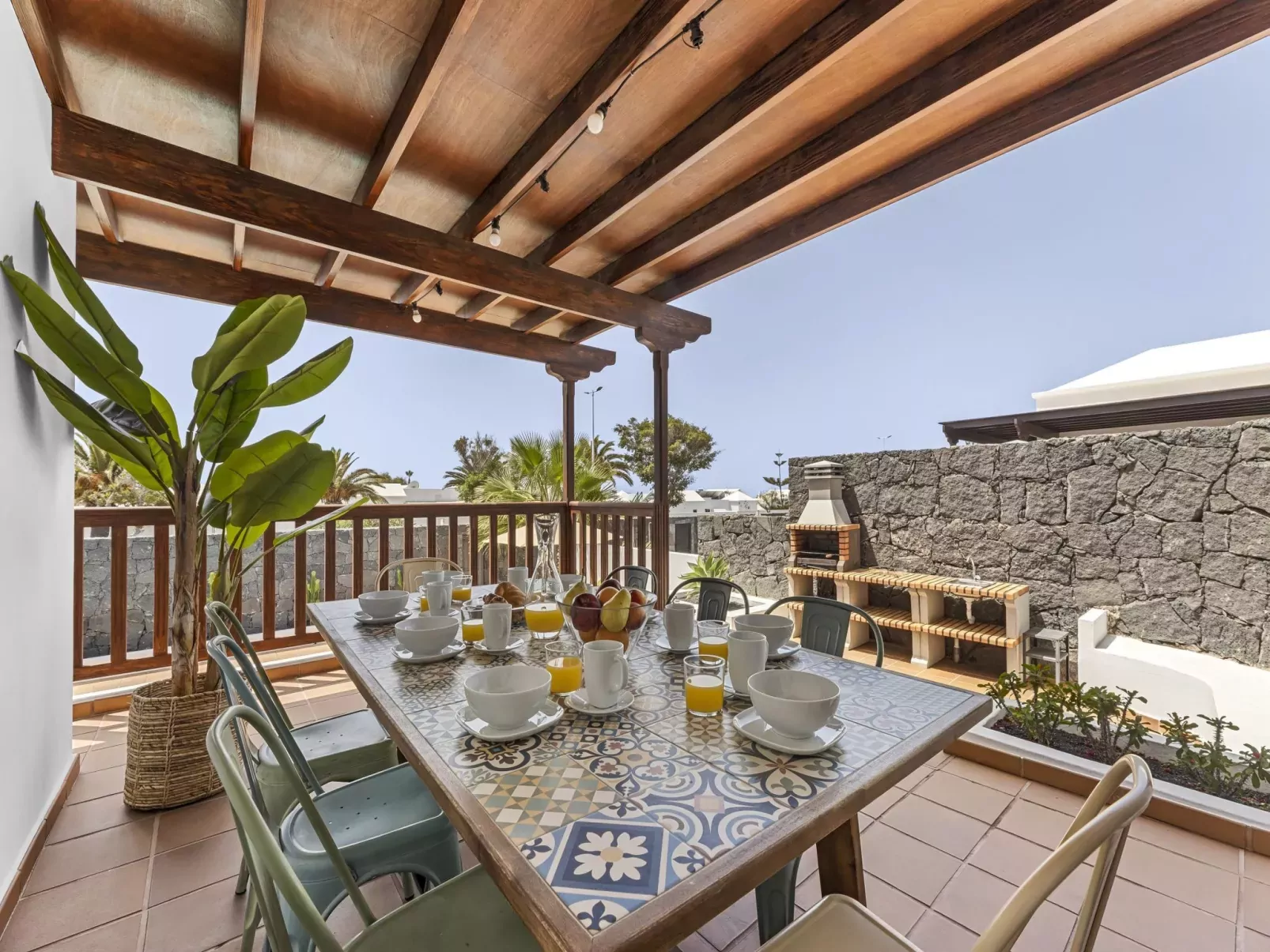 Villa Rosa-Outside