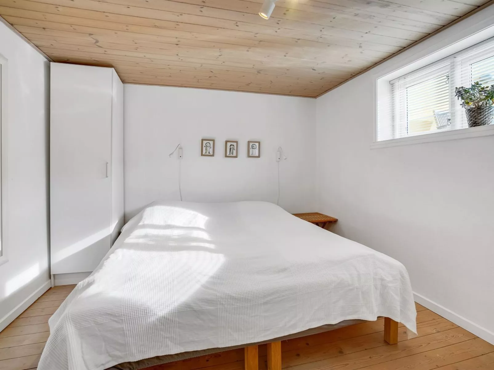 "Petteri" - 500m from the sea-Inside