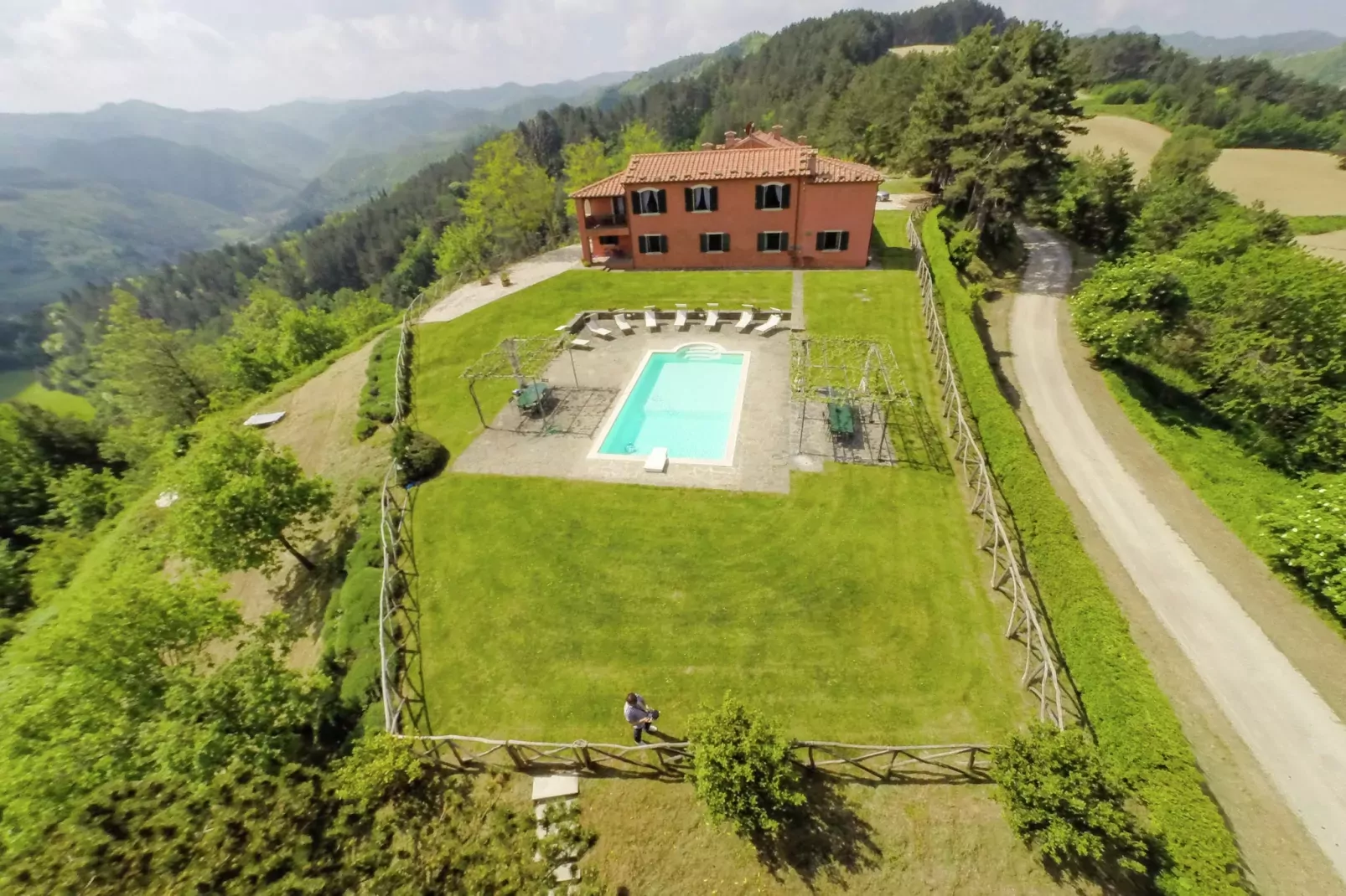 La Collinaccia-Exterior summer