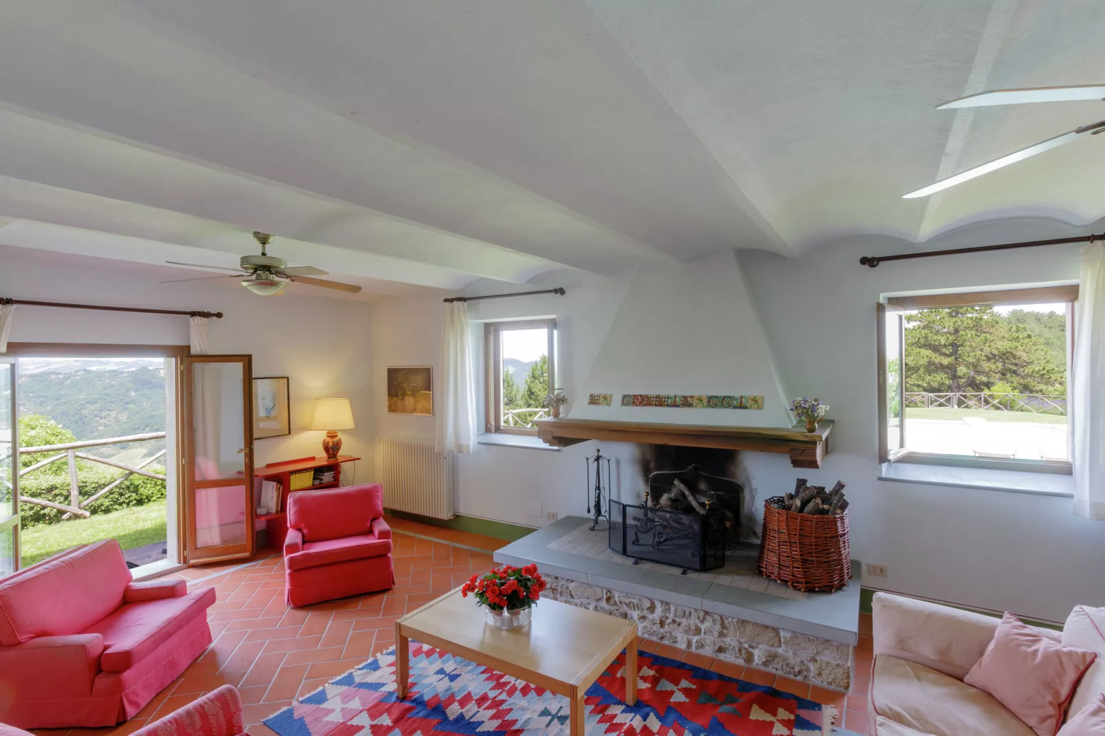 La Collinaccia-Living room