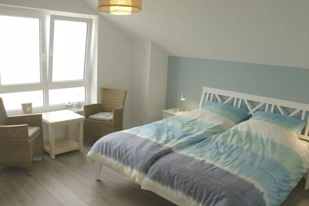106564-Bedroom