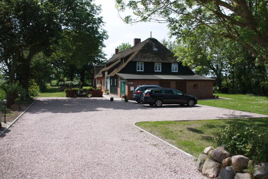 227952-Parking