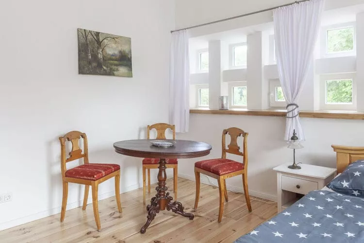 394431-Bedroom