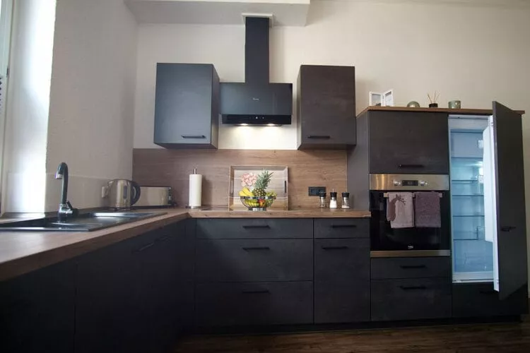 321585-Kitchen