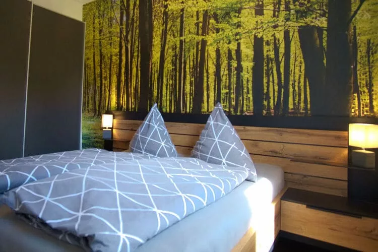 321585-Bedroom